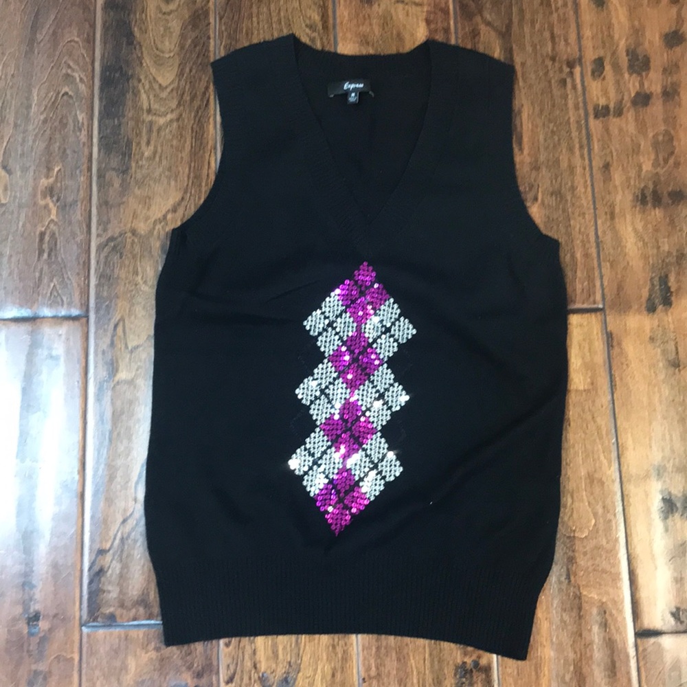 Express sweater vest size medium
